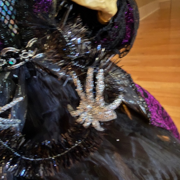 Katherine's Collection Halloween Witch Sitting Witch Brunhilda Witch - Picture 9 of 16